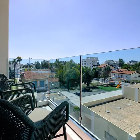 Aparthotel Fatcow Centre Larnaka